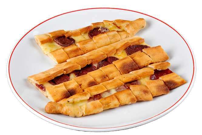 Sucuklu Pide